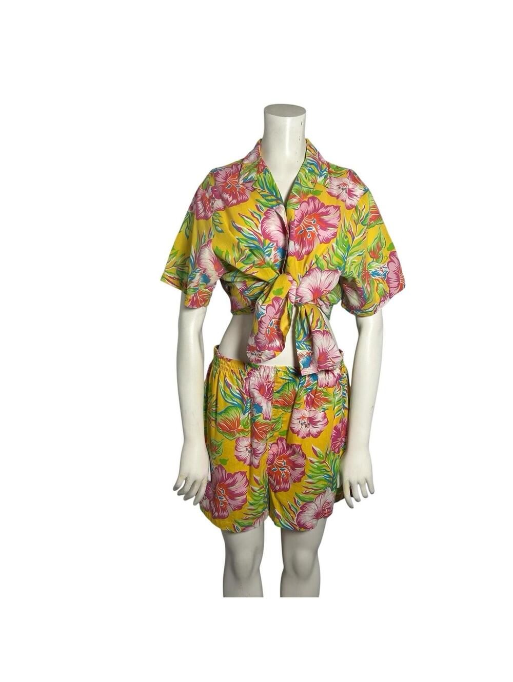 Vintage 1990s Cheryl Tiegs Hawaiian Tropical Matching Set Floral Shirt Shorts L